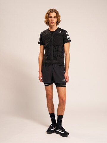 Monochrome Running Look by adidas Performance