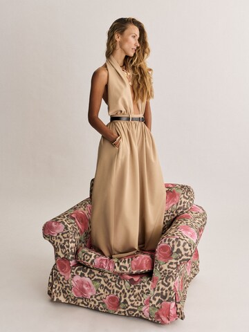 Wide Beige Jumpsuit Look