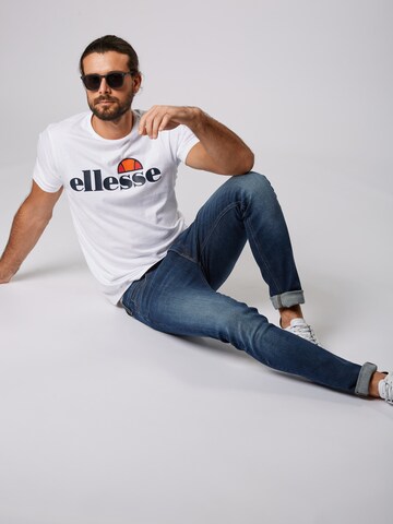ELLESSE - Ajuste regular Camiseta 'Prado' en blanco