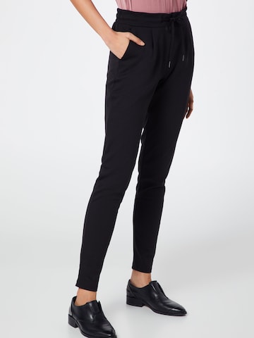 Effilé Pantalon 'IH Kate' ICHI en noir : devant