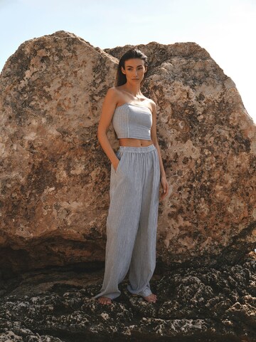 White Blue Striped Set Look by RÆRE