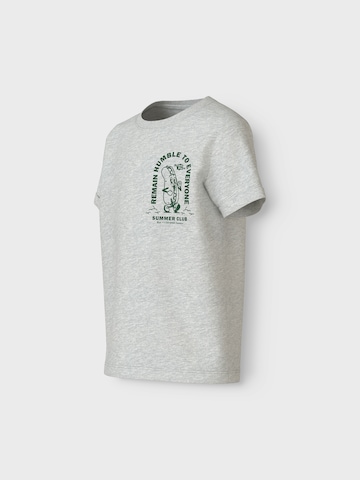 NAME IT - Camiseta 'NKMVUX' en gris