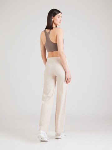 Loosefit Pantaloni sportivi 'ONPSEREN' di ONLY PLAY in beige