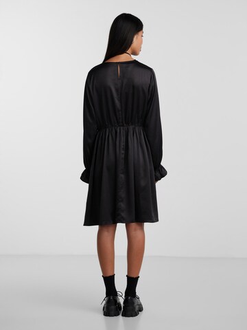 PIECES - Vestido 'SLORE' em preto