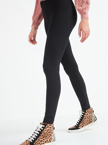 Skinny Leggings di Next in nero: frontale