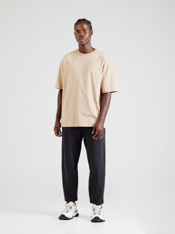 FCBM T-Shirt in Beige
