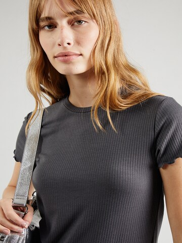 PIECES T-Shirt 'PCNICCA' in Grau