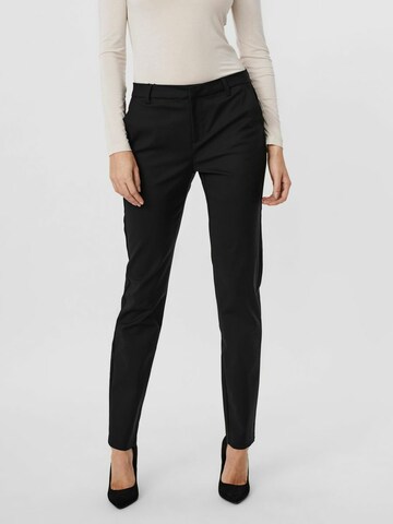 VERO MODA Слим фит Панталон Chino в черно: отпред