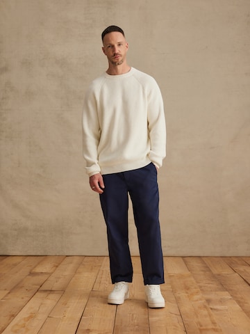 DAN FOX APPAREL Tröja 'Markus' i vit