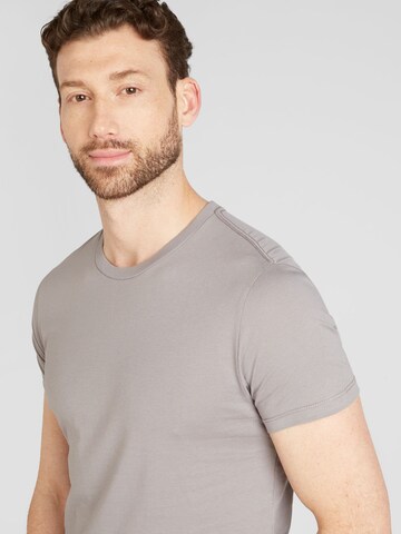T-Shirt LEVI'S ® en marron