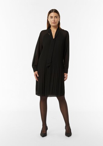 Robe COMMA en noir : devant