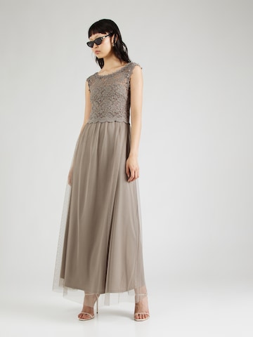 Rochie de seară 'VILYNNEA' de la VILA pe maro: față