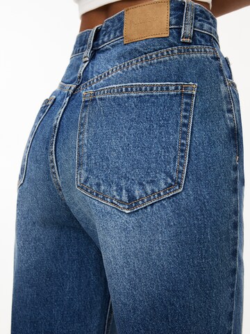 Pull&Bear Loosefit Jeans i blå