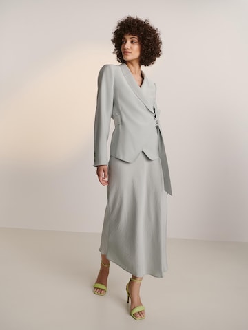 Guido Maria Kretschmer Women Blazer 'Elsa' in Grey: front