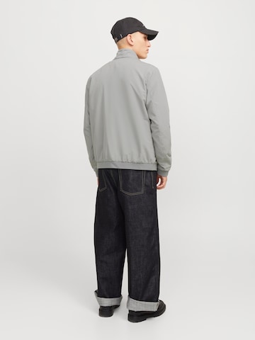 JACK & JONES Přechodná bunda 'JJERush' – šedá