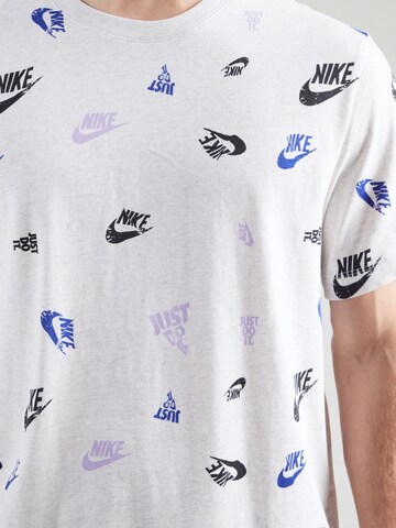 Nike Sportswear Shirt in Beige