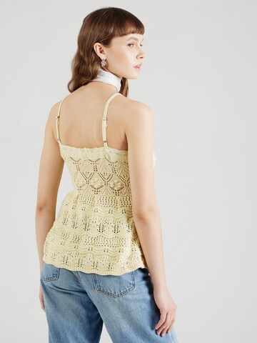 HOLLISTER Knitted top in Yellow