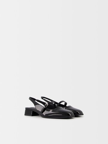 Escarpins à bride arrière Bershka en noir