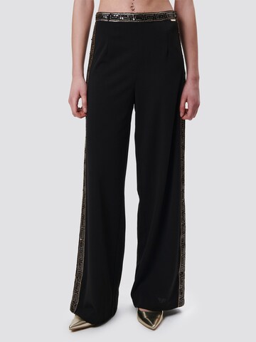Loosefit Pantaloni di Influencer in nero: frontale