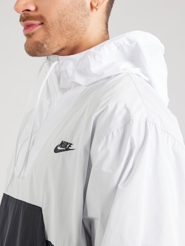 Nike Sportswear Kurtka przejściowa 'MARINA' w kolorze szary