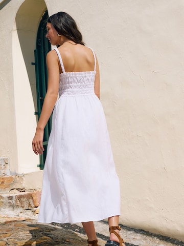 Robe Next en blanc