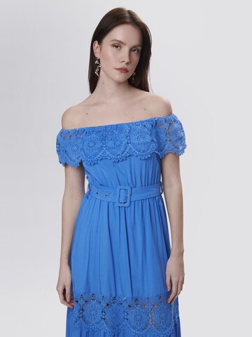 Influencer - Vestido em azul