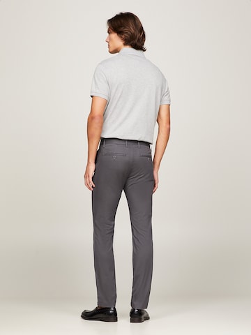 TOMMY HILFIGER Slimfit Παντελόνι τσίνο 'Bleecker 1985' σε γκρι