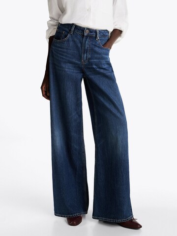 TOMMY HILFIGER Loosefit Jeans i blå: framsida