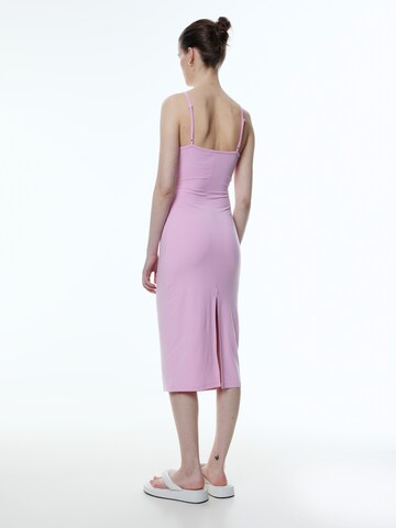 Robe 'Jasmina' EDITED en rose