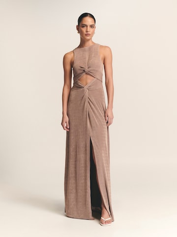 St MRLO Dress 'Malia' in Brown: front