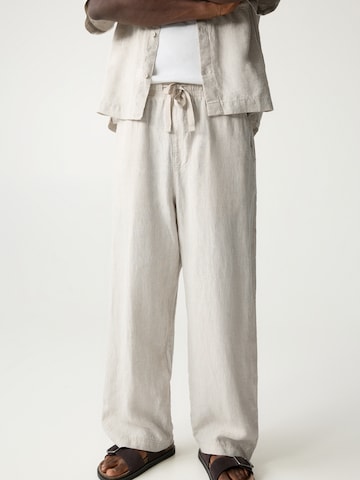 Pull&Bear Baggy Hose in Beige: Vorderseite