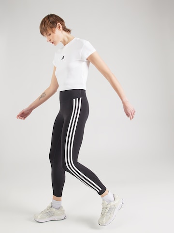 T-shirt fonctionnel ADIDAS SPORTSWEAR en blanc
