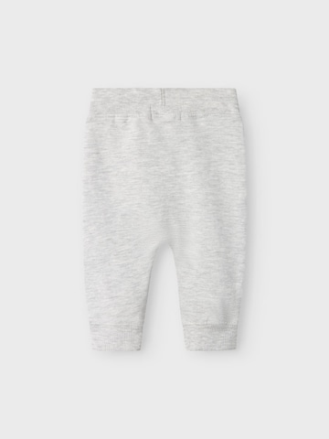 NAME IT - Tapered Pantalón 'NBNTakki' en gris