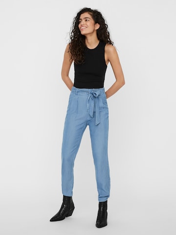 VERO MODA Конический (Tapered) Брюки со складками 'MIA' в Синий