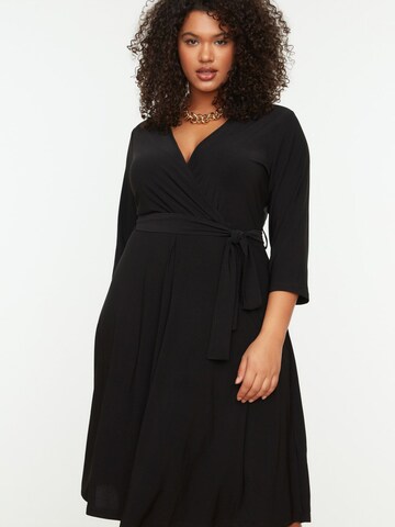 Trendyol Curve - Vestido de cocktail em preto: frente