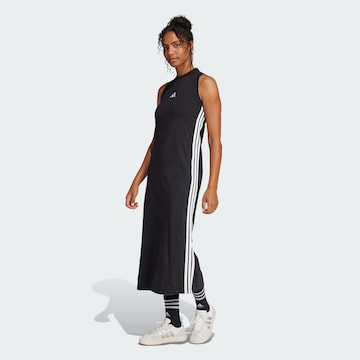 ADIDAS SPORTSWEAR Αθλητικό φόρεμα 'Essentials' σε μαύρο