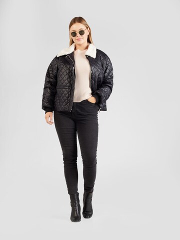 PIECES Curve Between-season jacket 'JAMIKA' in Black