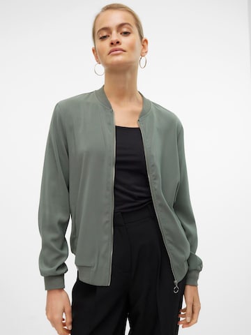 VERO MODA Kurtka przejściowa 'VMCoco' w kolorze zielony