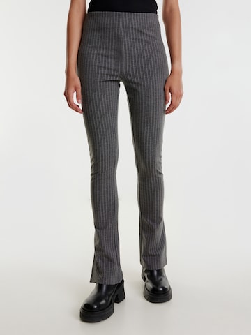 EDITED - regular Pantalón 'Zihna' en gris: frente