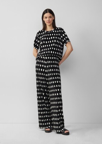 s.Oliver Wide leg Trousers in Black: front