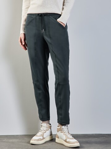 STREET ONE Loose fit Chino Pants 'Bonny' in Green: front
