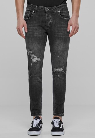2Y Premium Skinny Jeans in Grey: front