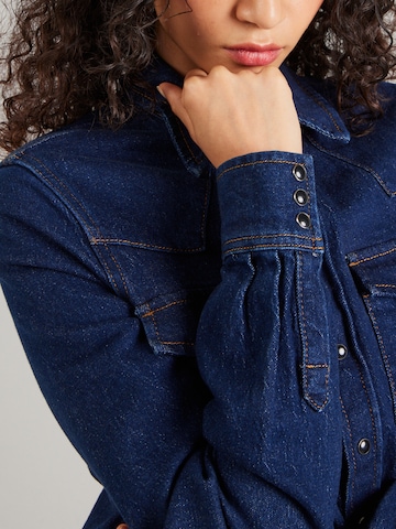 Daahls by Emma Roberts exclusively for ABOUT YOU - Blusa 'Lana' en azul
