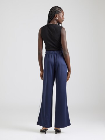Wide Leg Pantalon 'PCTRACK' PIECES en bleu