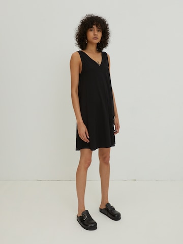 Robe 'Kenia' EDITED en noir