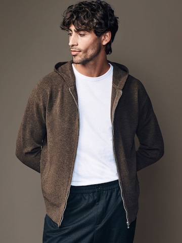 Next Sweatjakke i brun