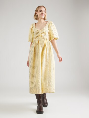 YAS - Vestido en amarillo: frente