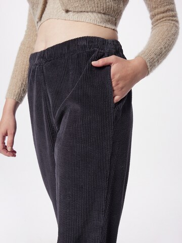 AMERICAN VINTAGE Loosefit Bukser 'Padow' i grå
