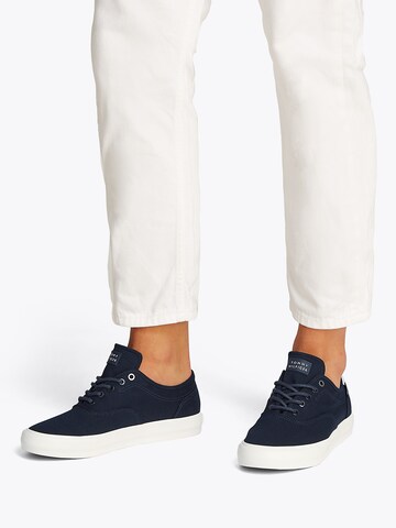 Baskets basses TOMMY HILFIGER en bleu