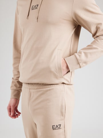 EA7 Emporio Armaniregular Jogging komplet - bež boja